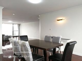 Apartment zur Miete mit 3 Zimmer in Watthana, Bangkok