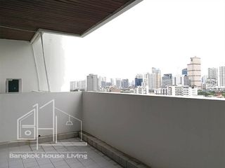 Apartment zur Miete mit 3 Zimmer in Watthana, Bangkok