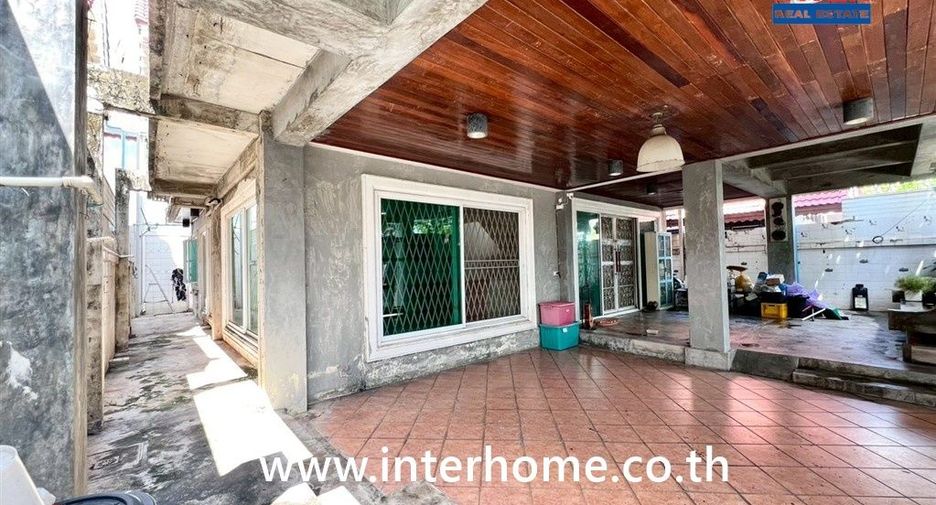 Casa en venta de 4 habitaciones en Don Mueang, Bangkok