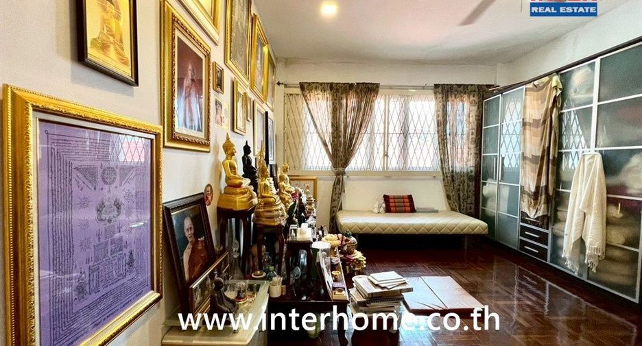 Casa en venta de 4 habitaciones en Don Mueang, Bangkok