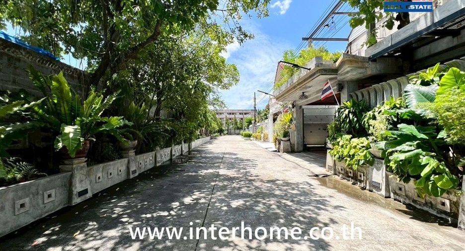 Casa en venta de 4 habitaciones en Don Mueang, Bangkok