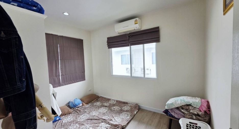 Haus zum Kauf mit 3 Zimmer in Min Buri, Bangkok
