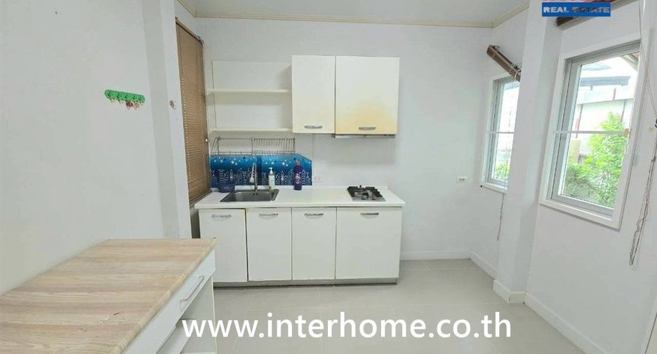 For sale 4 bedrooms house in Lam Luk Ka, Pathum Thani