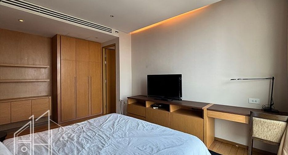 Condo en alquiler de 2 habitaciones en Khlong Toei, Bangkok