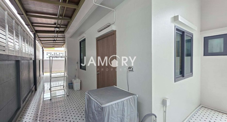 For rent 3 bedrooms house in Bang Lamung, Chonburi