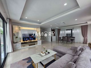 For rent 3 bedrooms house in Bang Lamung, Chonburi