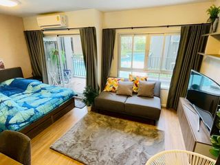 For sale 1 bed condo in Si Racha, Chonburi