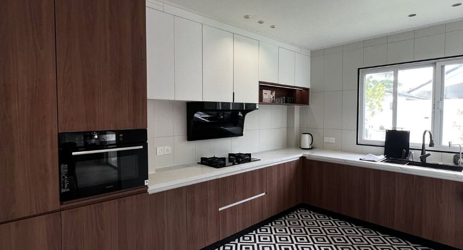 Casa en venta de 4 habitaciones en Doi Saket, Chiang Mai