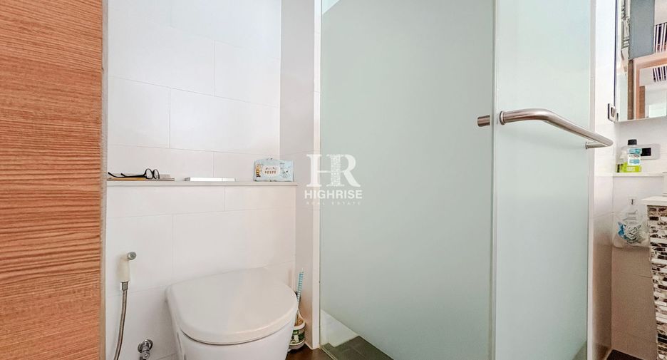 For sale 1 bed condo in Bang Lamung, Chonburi