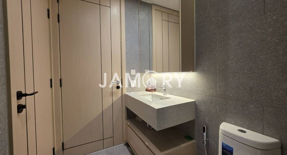 Wohnung zur Miete und zum Kauf mit 1 Zimmer in Bang Lamung, Chonburi