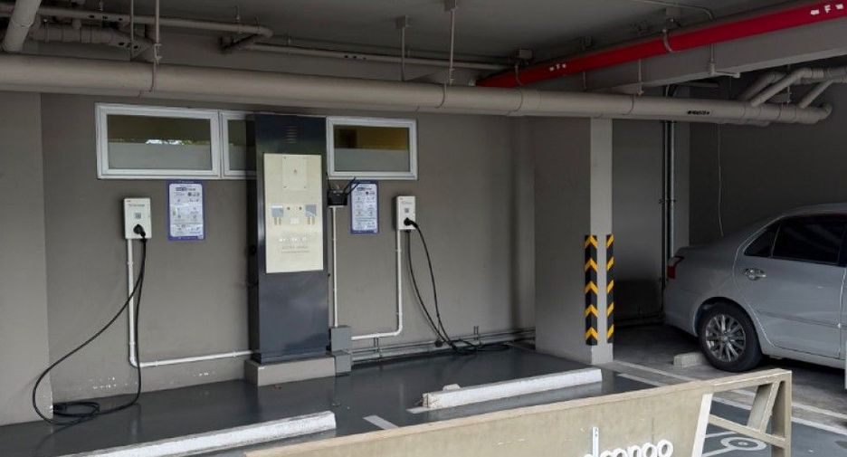Condo en venta de 1 habitaciones en Si Racha, Chonburi