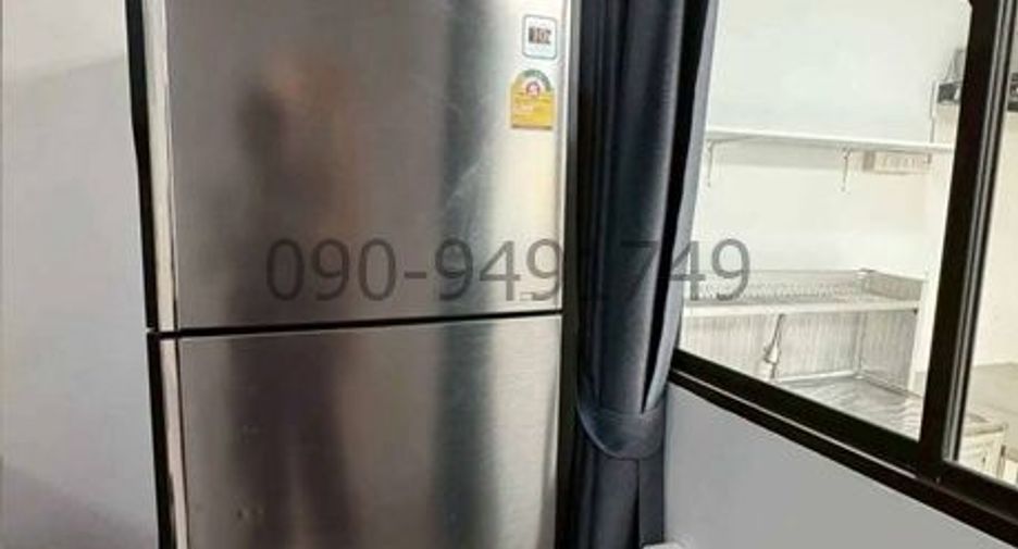 For rent 3 bedrooms townhouse in Bang Khen, Bangkok