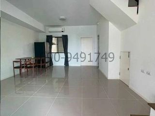 For rent 3 bedrooms townhouse in Bang Khen, Bangkok