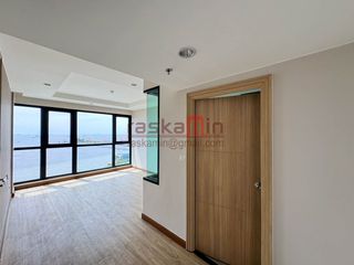 For sale 1 bed condo in Si Racha, Chonburi