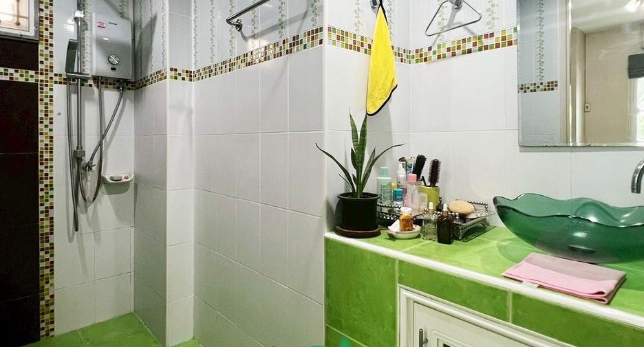 Продажа 3 спальни дом в Phan Thong, Чонбури