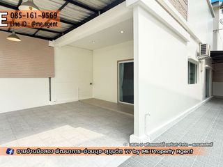Casa adosada en venta de 4 habitaciones en Suan Luang, Bangkok