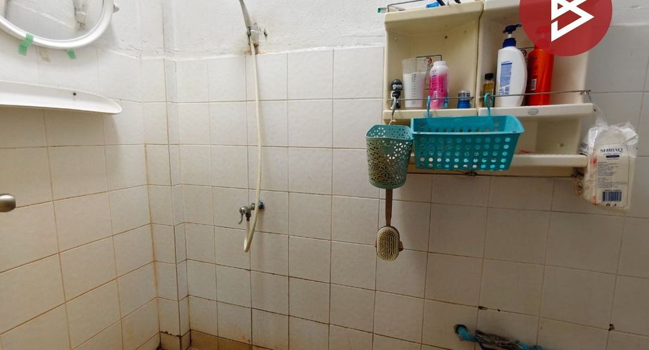 For sale 2 bedrooms townhouse in Khlong Sam Wa, Bangkok