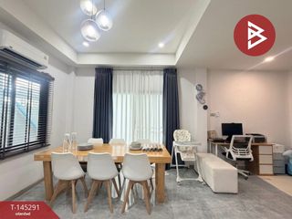 For sale 4 bedrooms house in Si Racha, Chonburi