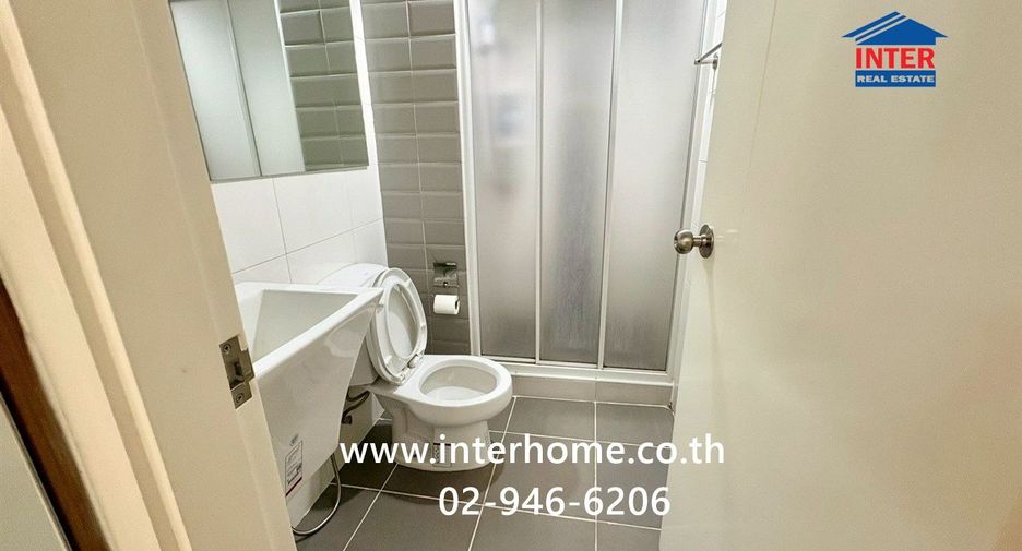 Condo en venta de 2 habitaciones en Khlong Toei, Bangkok