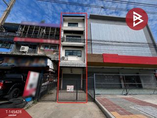 Local comercial en venta de 4 habitaciones en Si Racha, Chonburi