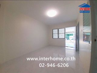 For sale 3 bedrooms townhouse in Thanyaburi, Pathum Thani