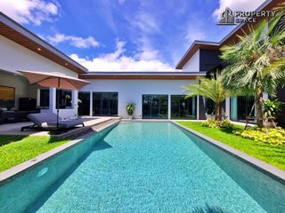 For sale 6 bedrooms villa in Bang Lamung, Chonburi