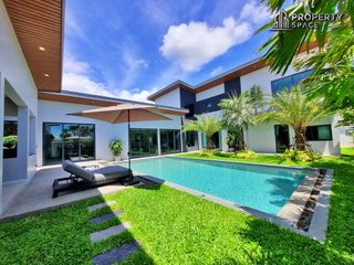 For sale 6 bedrooms villa in Bang Lamung, Chonburi