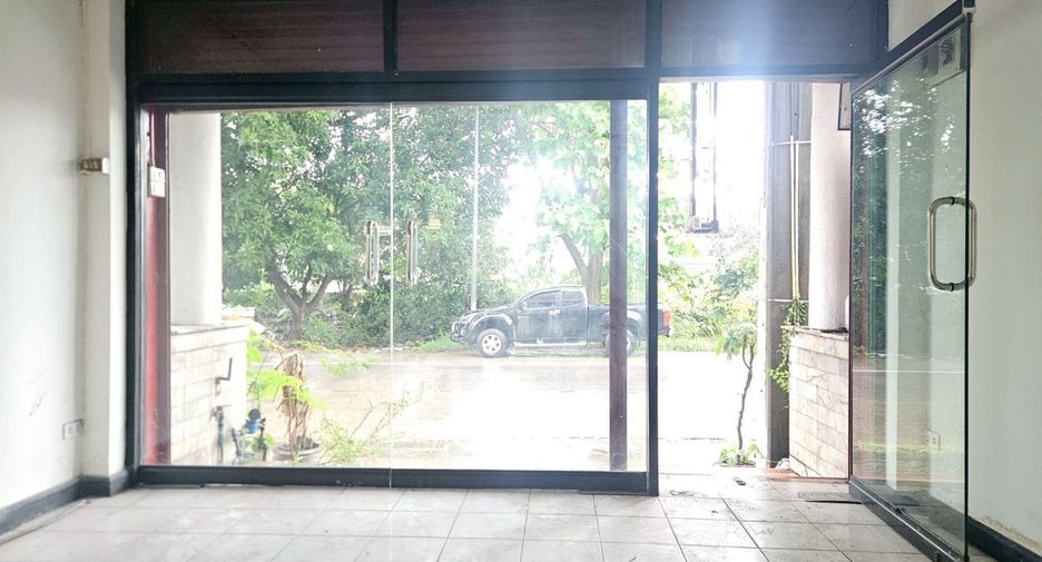 For sale retail Space in Mueang Chiang Mai, Chiang Mai