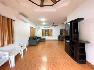 Haus zur Miete mit 4 Zimmer in Bang Lamung, Chonburi
