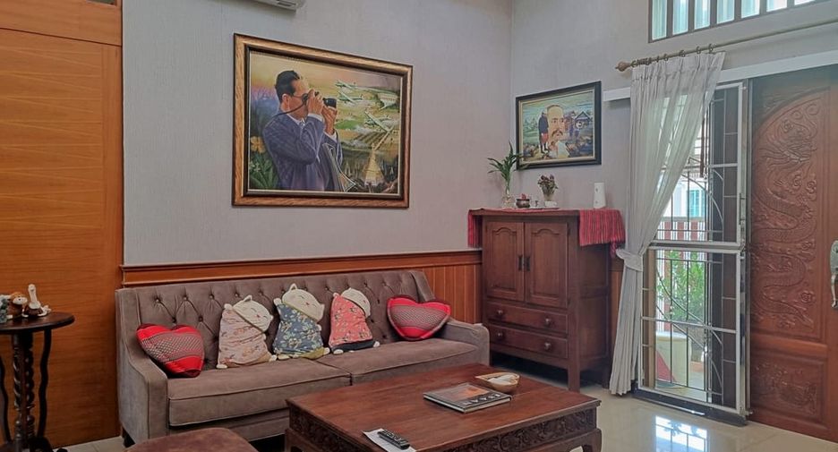 Villa zum Kauf mit 3 Zimmer in Bang Lamung, Chonburi