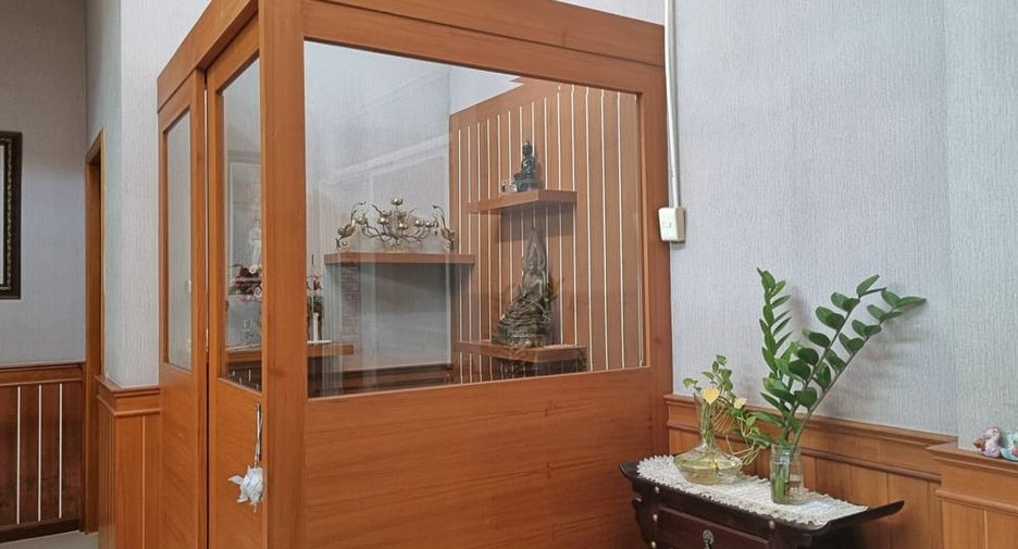 Villa zum Kauf mit 3 Zimmer in Bang Lamung, Chonburi