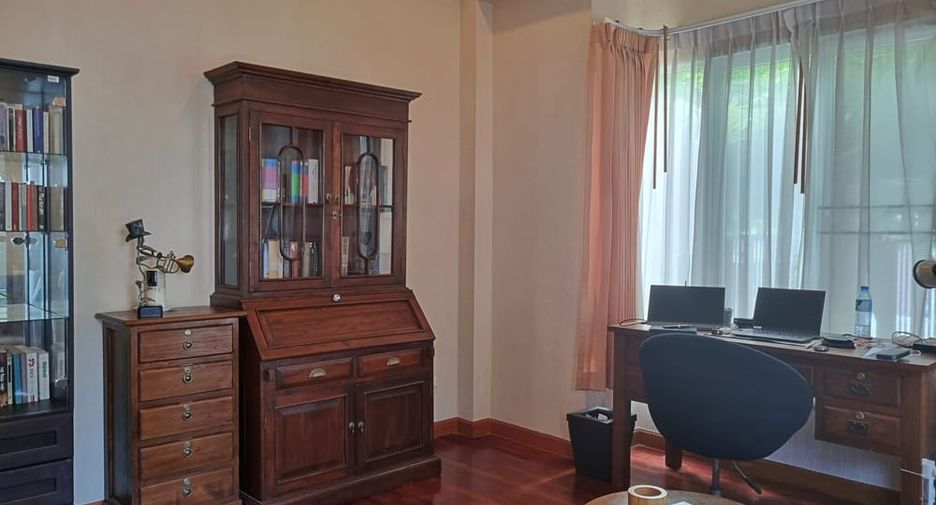 Villa zum Kauf mit 3 Zimmer in Bang Lamung, Chonburi