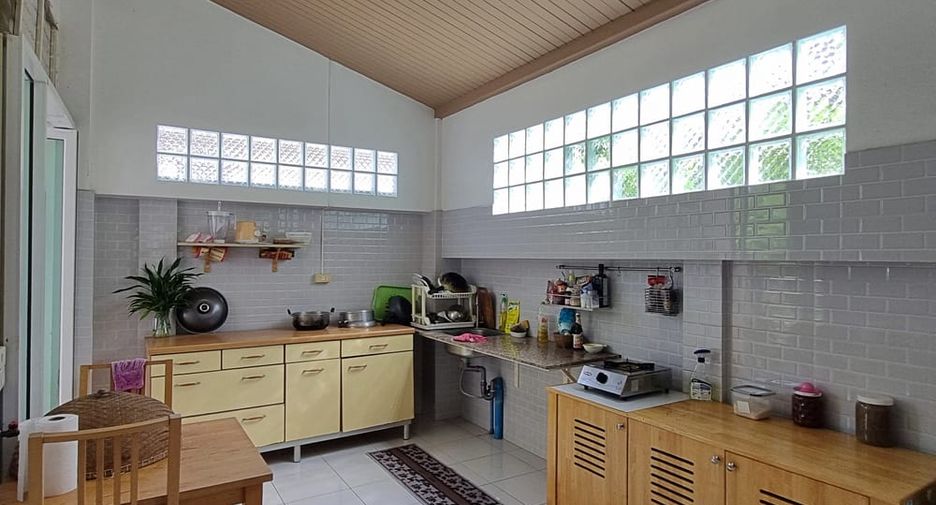 Villa zum Kauf mit 3 Zimmer in Bang Lamung, Chonburi