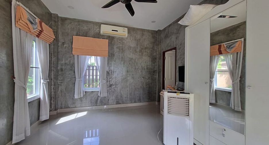 Villa zum Kauf mit 3 Zimmer in Bang Lamung, Chonburi