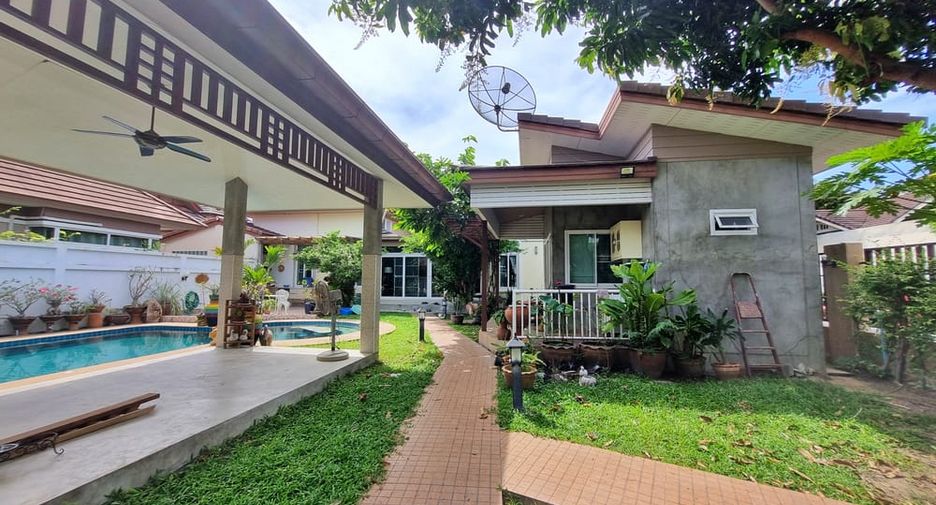 Villa zum Kauf mit 3 Zimmer in Bang Lamung, Chonburi