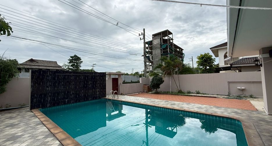 For rent and for sale 5 bedrooms house in Mueang Chiang Mai, Chiang Mai