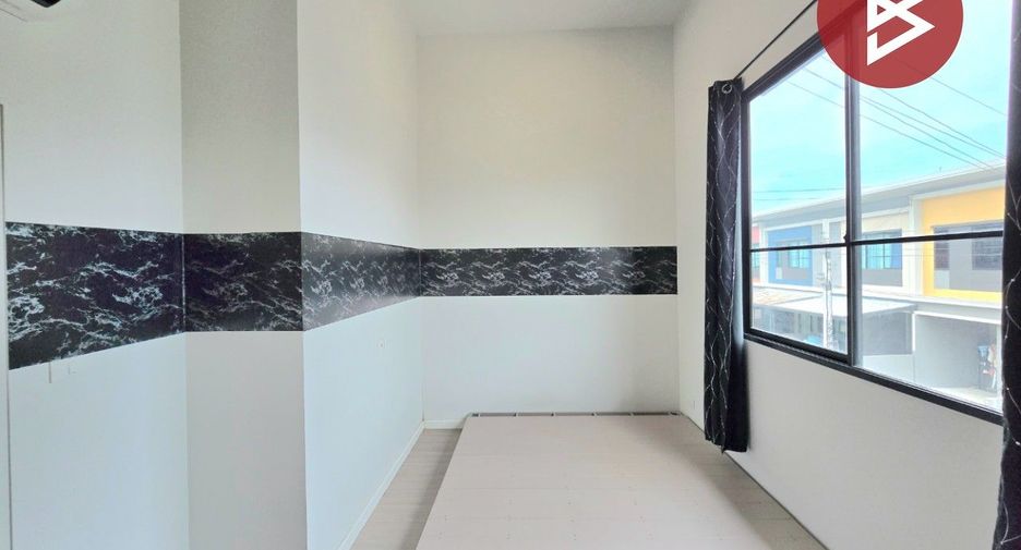 Reihenhaus zur Miete und zum Kauf mit 4 Zimmer in Phra Samut Chedi, Samut Prakan