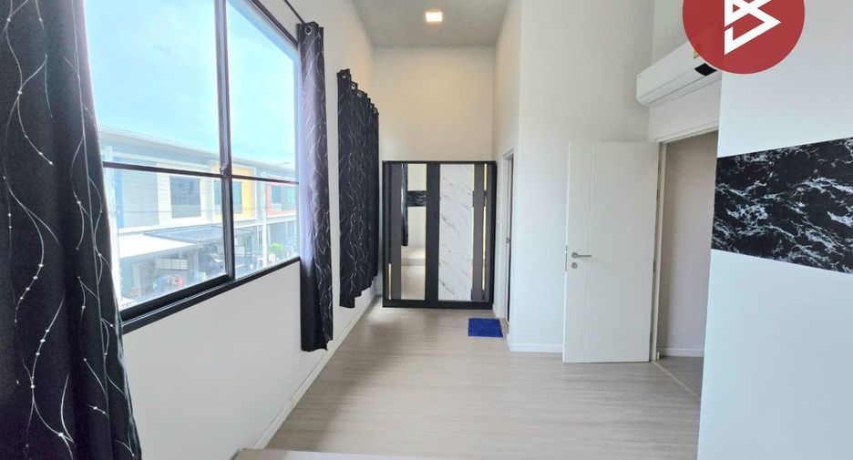 Reihenhaus zur Miete und zum Kauf mit 4 Zimmer in Phra Samut Chedi, Samut Prakan