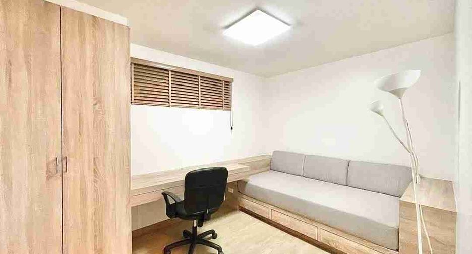 Condo en venta y en alquiler de 3 habitaciones en Watthana, Bangkok