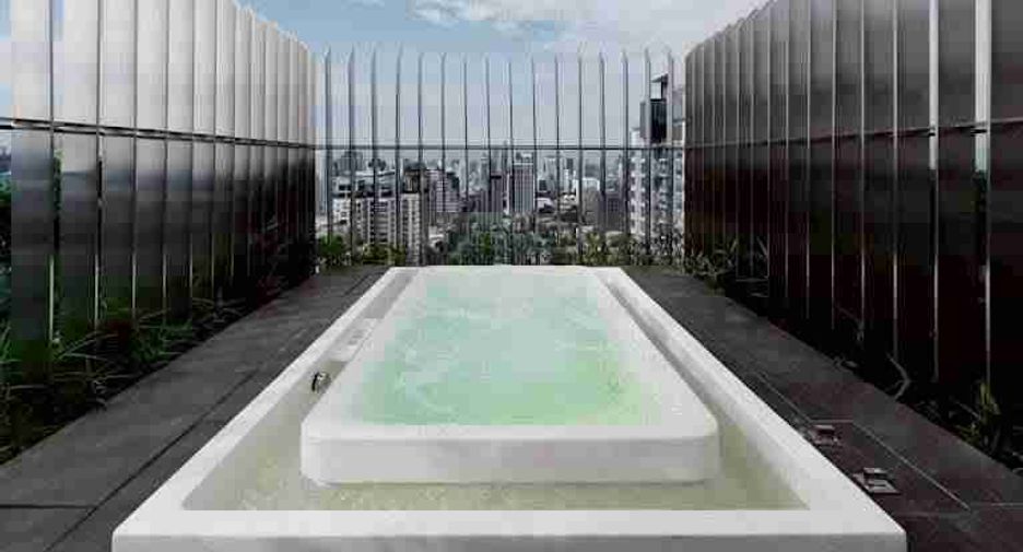 For sale and for rent 2 bedrooms condo in Khlong Toei, Bangkok