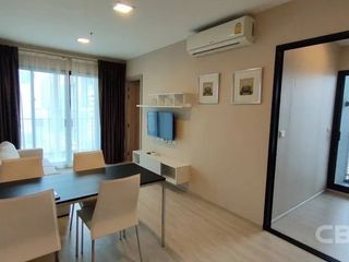 For sale 2 bedrooms condo in Huai Khwang, Bangkok