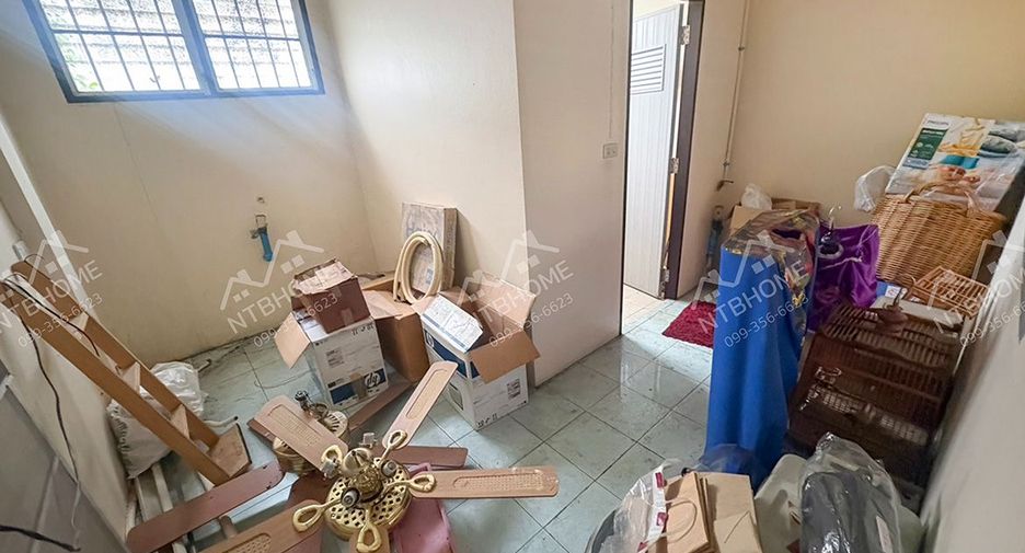 Casa adosada en venta de 4 habitaciones en Bueng Kum, Bangkok