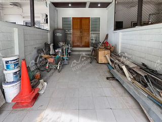 Casa adosada en venta de 4 habitaciones en Bueng Kum, Bangkok