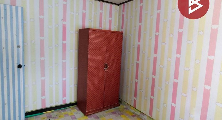 For sale 2 bedrooms townhouse in Mueang Samut Prakan, Samut Prakan