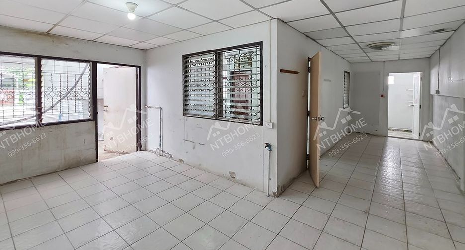 For sale 3 bedrooms house in Pak Kret, Nonthaburi