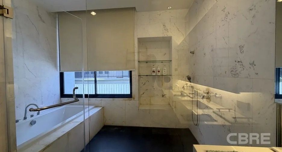 Casa en venta de 4 habitaciones en Bang Kapi, Bangkok