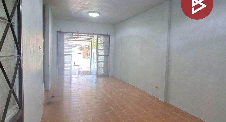 For sale 2 bedrooms townhouse in Mueang Chon Buri, Chonburi