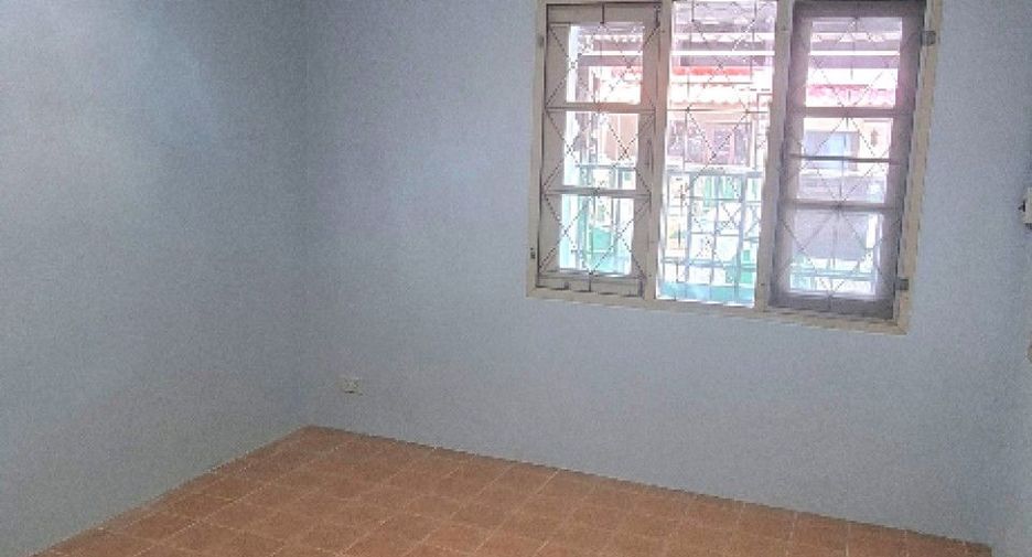 For sale 2 bedrooms townhouse in Mueang Chon Buri, Chonburi