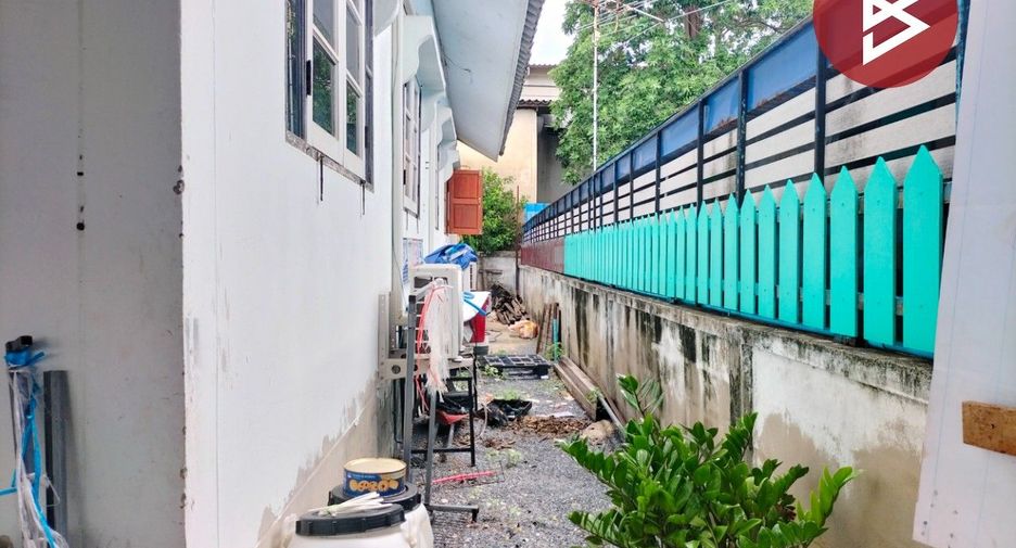 For sale 5 ベッドルーム house in Mueang Samut Sakhon, Samut Sakhon