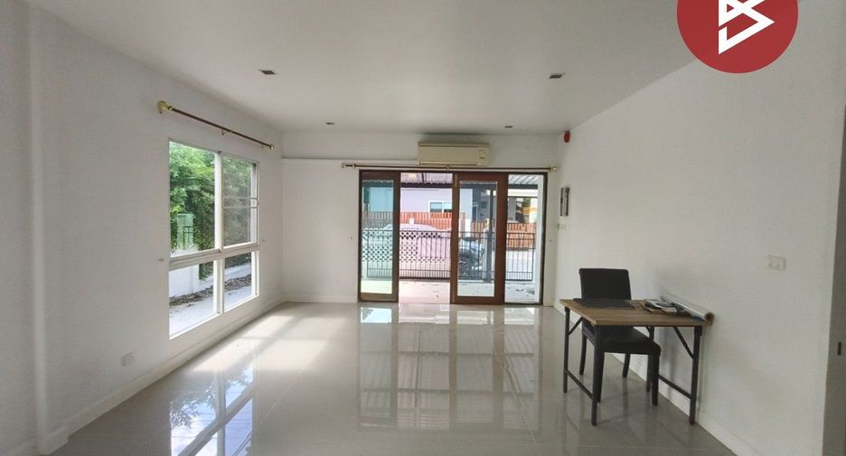 À vendre 3 chambres maison à Lat Krabang, Bangkok